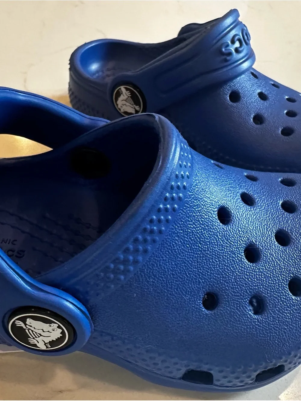 CROCS Kids Classic Clog in Bright Blue